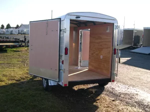 p-3513-single-rear-door_2-1.webp Homesteader 5 x 8 Enclosed Trailer Single