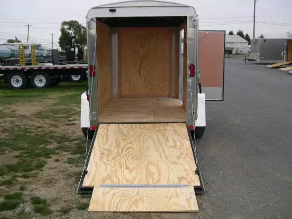 p-4328-ramp-door4-1.webp Homesteader 5 x 8 Enclosed Cargo Trailer